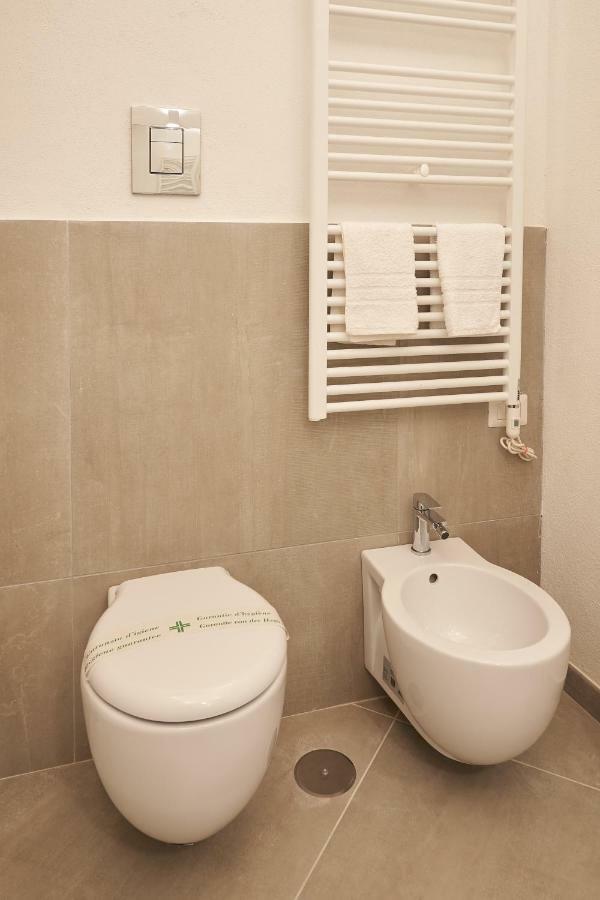 Style Home ซาแลร์โน ภายนอก รูปภาพ